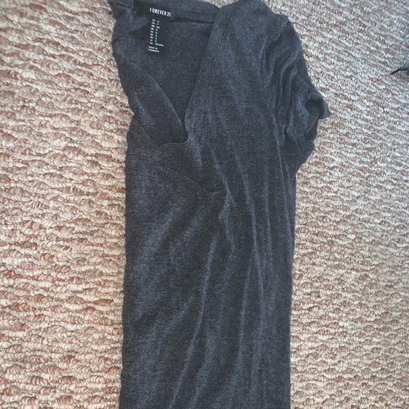Women’s Dark Grey V-neck - Picture 3 of 4